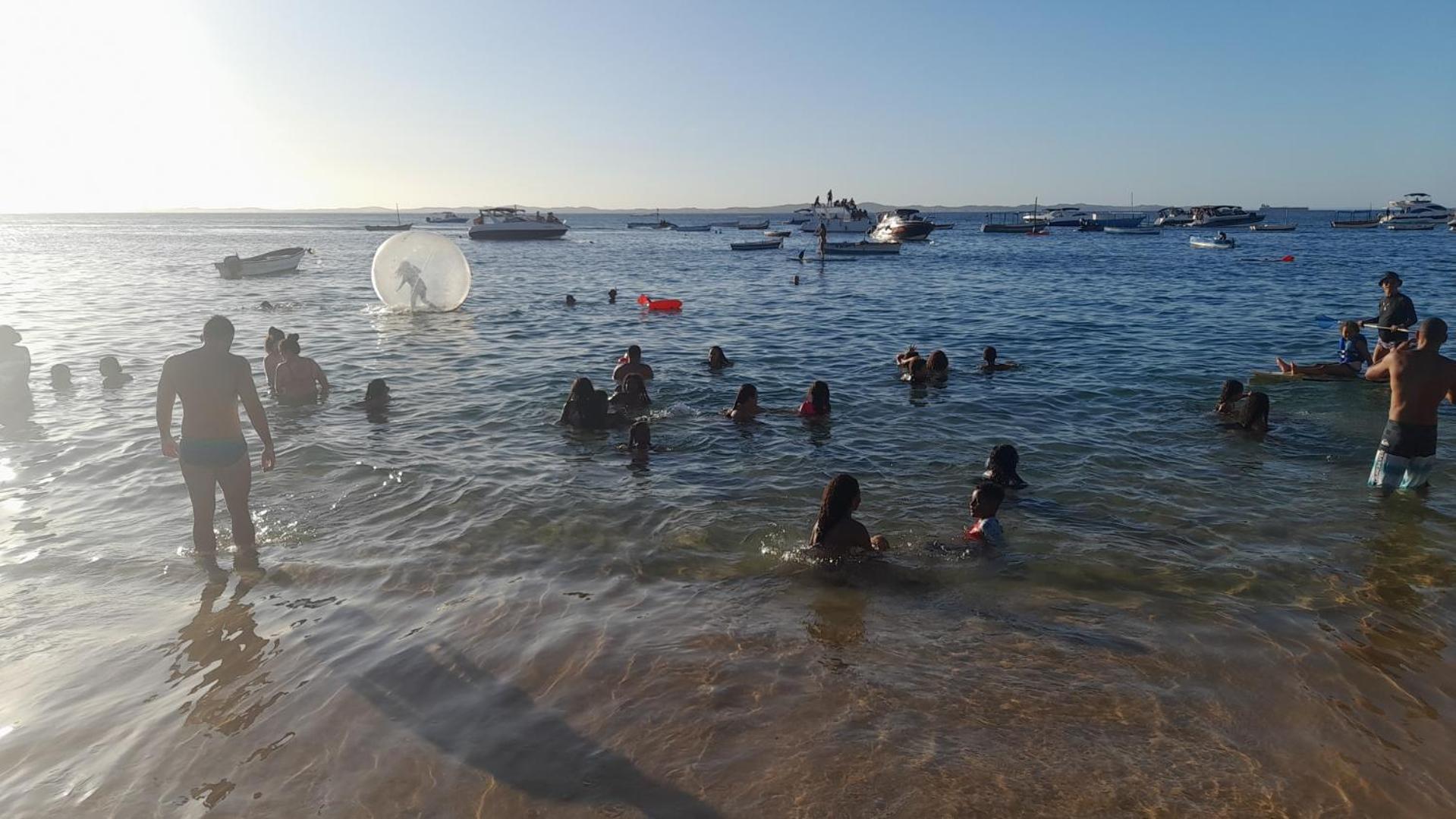 Pa 1005 Apt Porto Da Barra Carnaval Salvador Bahia Стая снимка